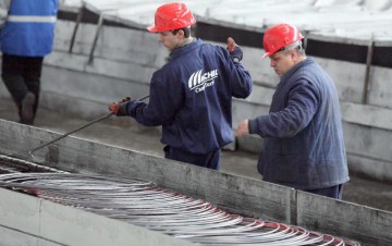 Acţiunile Mechel au ajuns la un minim record